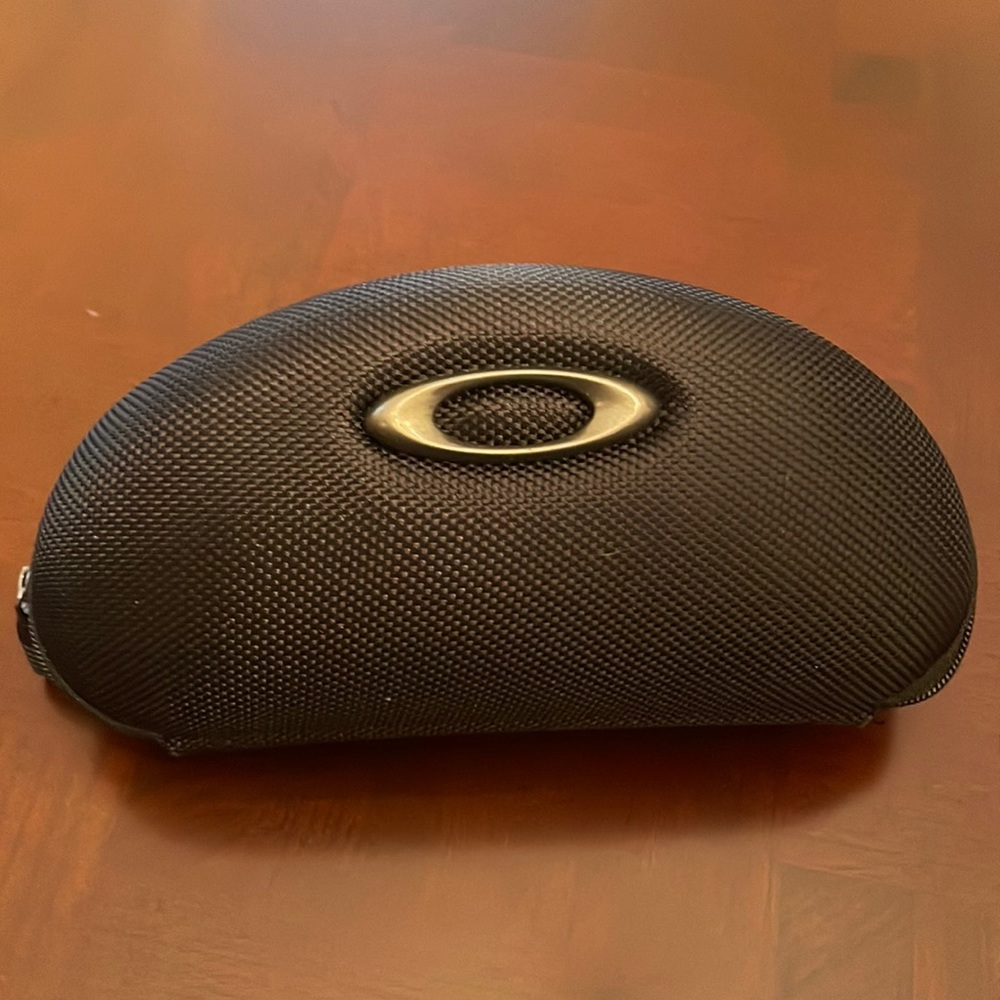Oakley sunglass holder